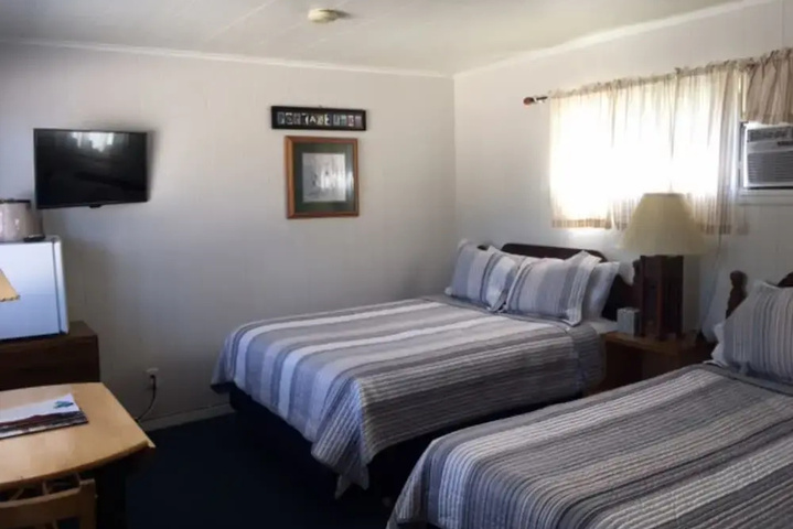 Image of Portage Lake Motel