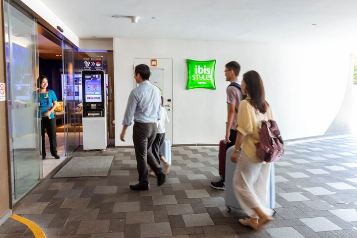 Guest Lobby