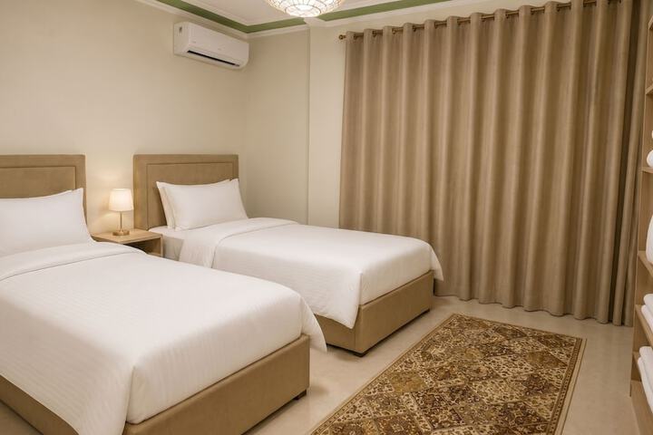 Room 10 of 48
