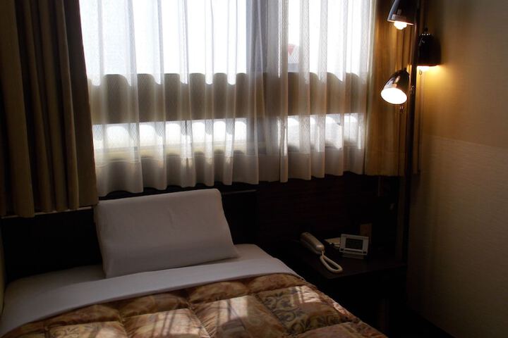 Room 11 of 44