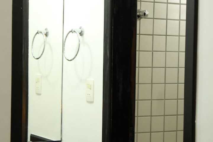 Room 35 of 57