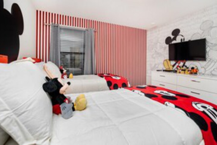 Room 29 of 43