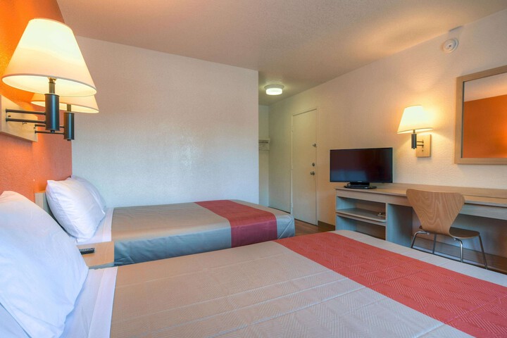 1 Double Bed (7 of 10)