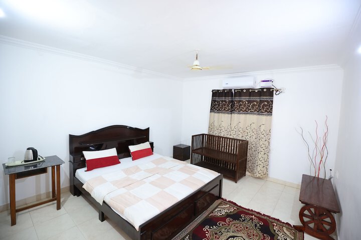 Room 10 of 36