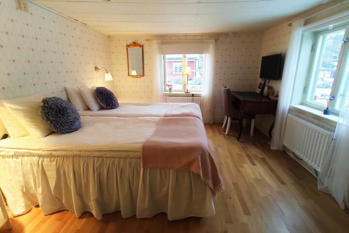 Room 20 of 81