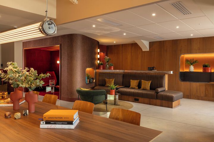 Hotel Interior 14 of 203