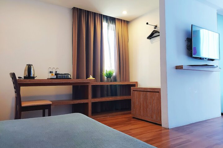 Room 20 of 28