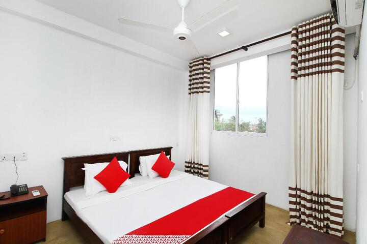 Room 6 of 94