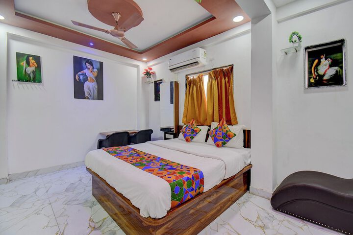 Room 19 of 28