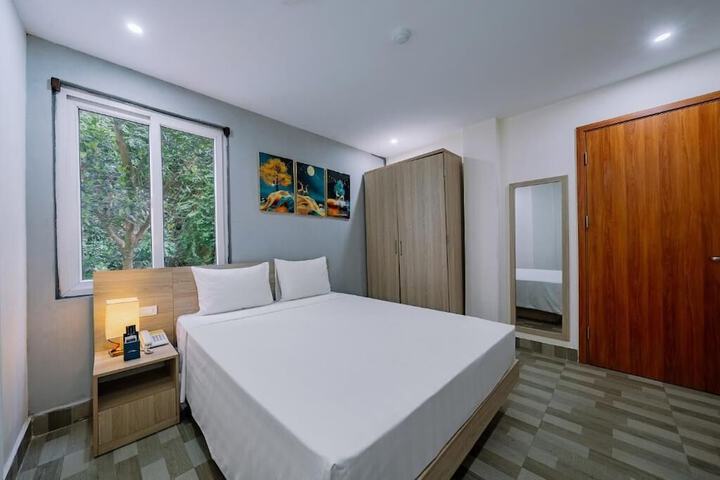 Room 3 of 26