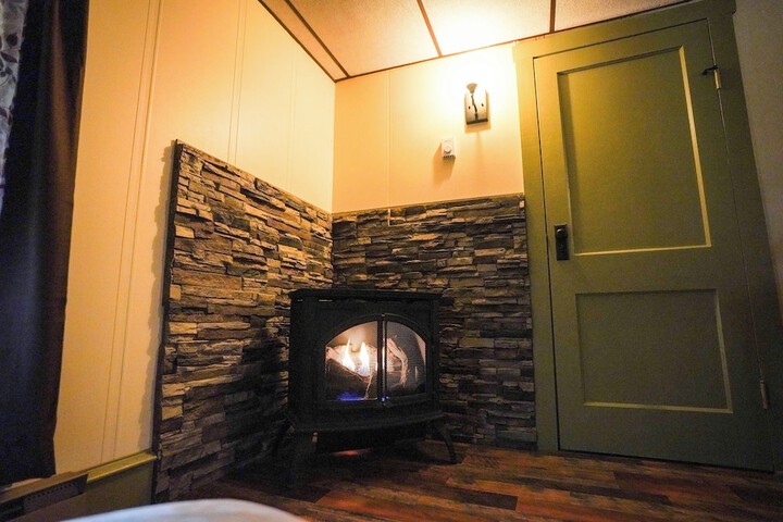 Room 123 of 230