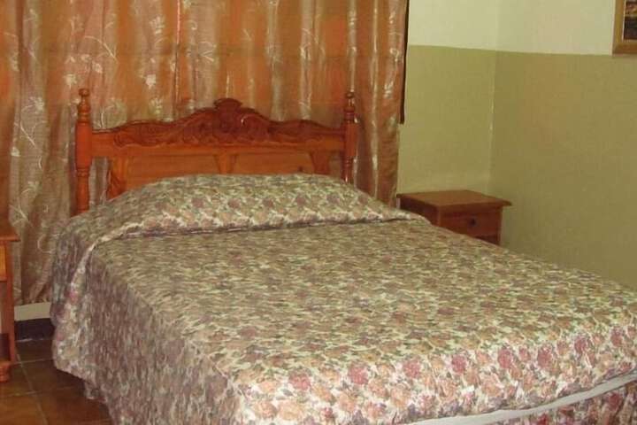 Room 3 of 34