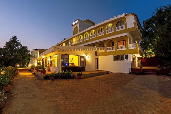 Image of Hotel Hilltop by Fidato Hotels