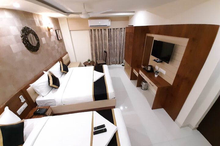 Room 28 of 72