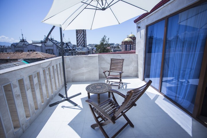 Terrace/Patio 35 of 59
