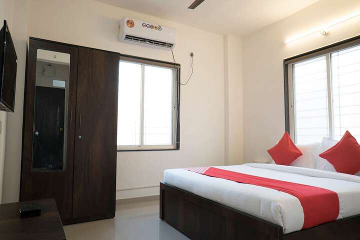 Room 14 of 26