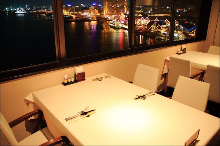Dining Photos