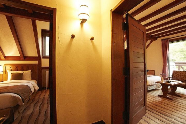Room 21 of 73