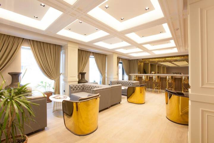 Lobby Photos