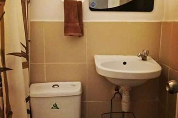 Room 16 of 21