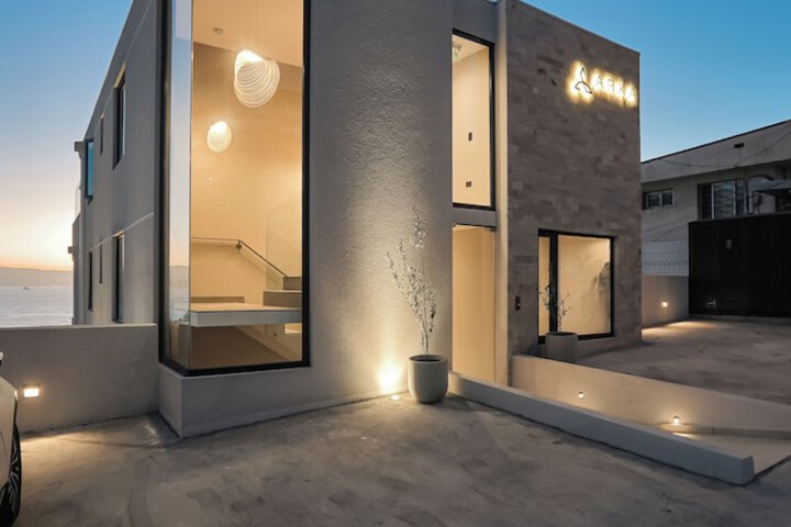Arka Hotel