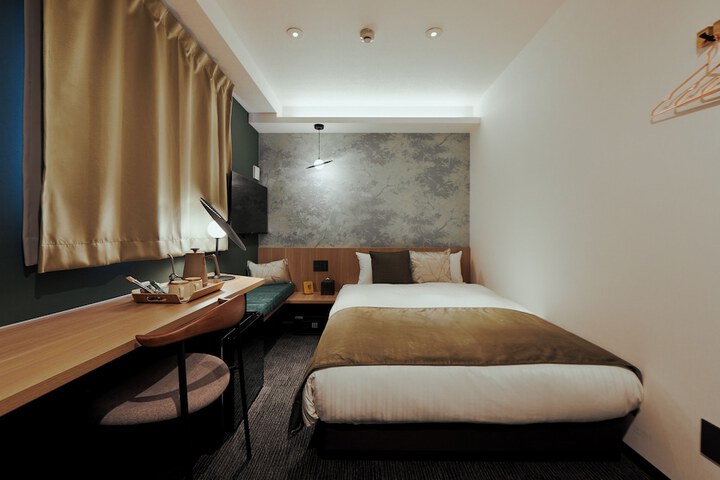 Room 12 of 54