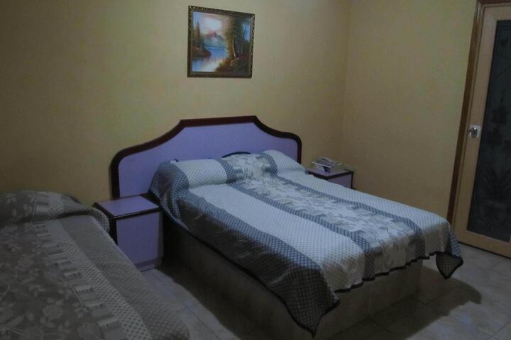 Room 14 of 27