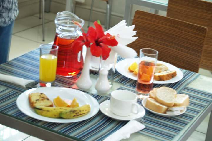 Breakfast/Coffee Service 20 of 39
