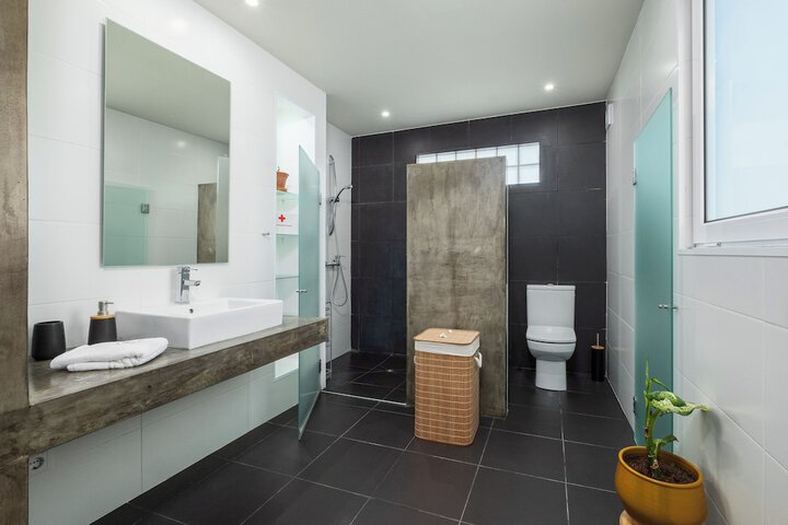 Room 63 of 120
