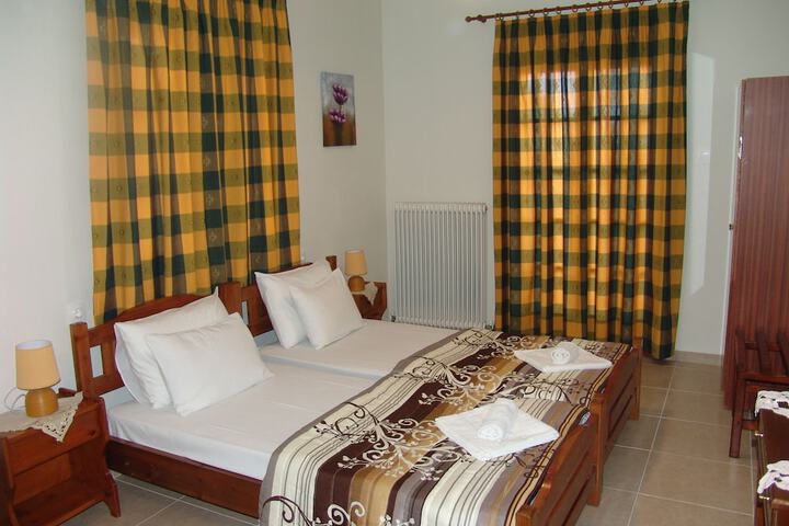 Room 10 of 57