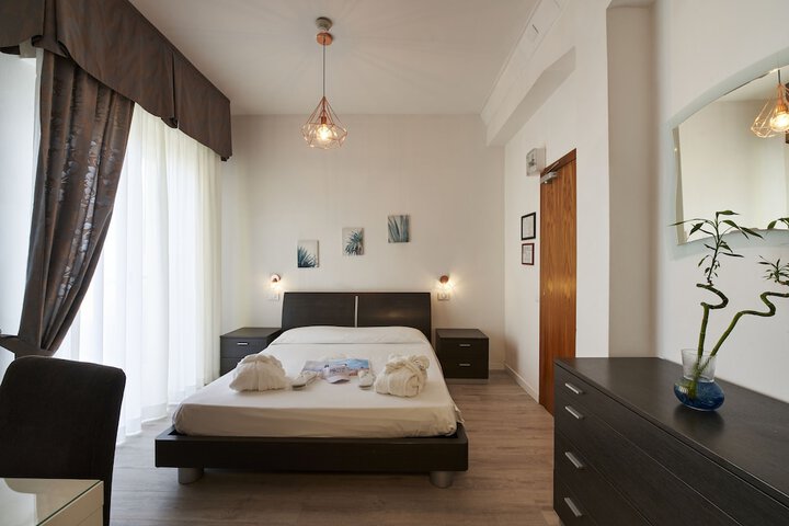 Room 36 of 123