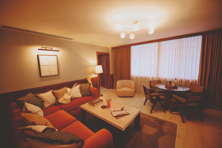Room 29 of 63