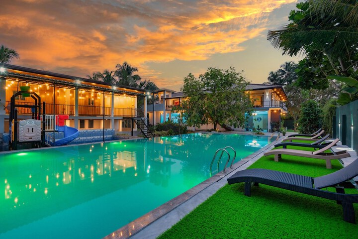 Pool 42 of 62
