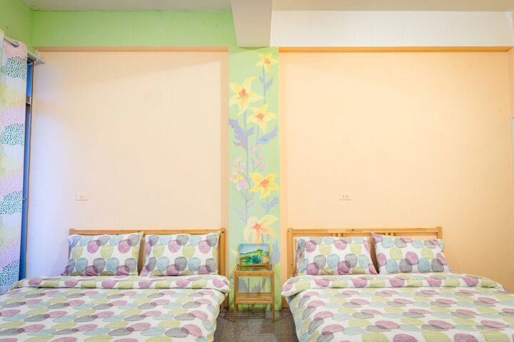 Room 13 of 61