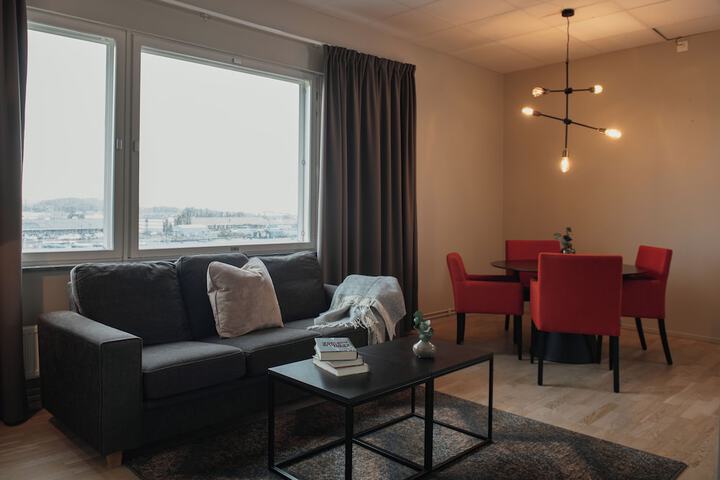 Room 33 of 114