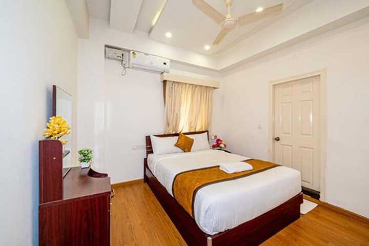 Room 19 of 37