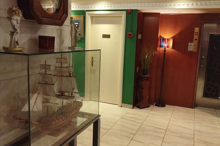 Lobby Photos