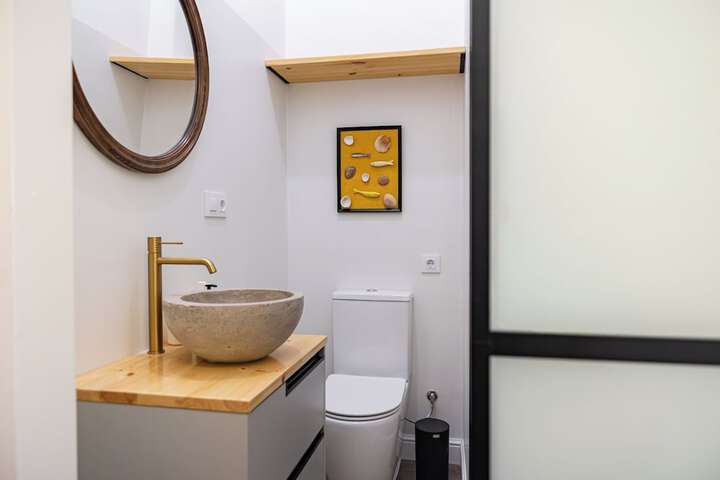 Room 73 of 108