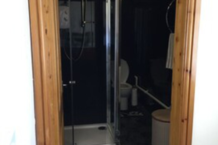 Room 5 of 33