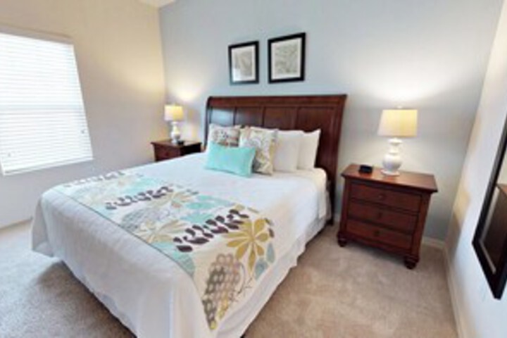 Room 21 of 28