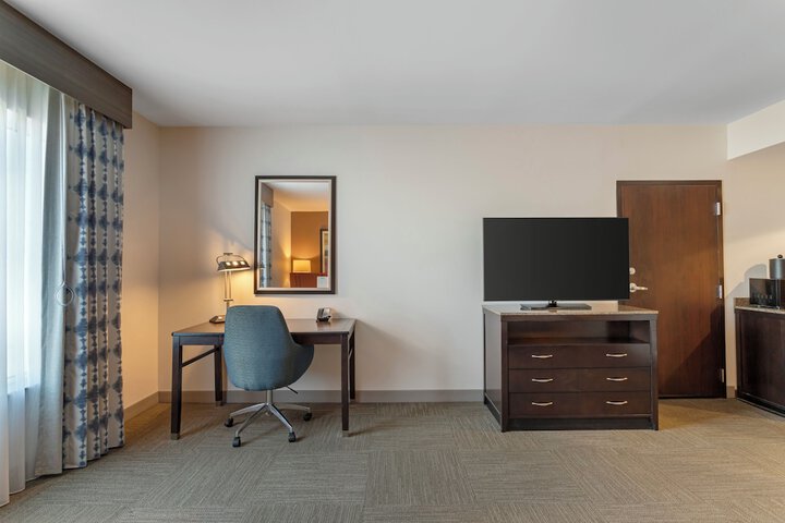 Room 15 of 93