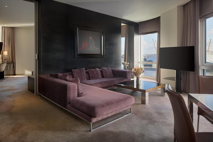 Hotel Interior 9 of 120