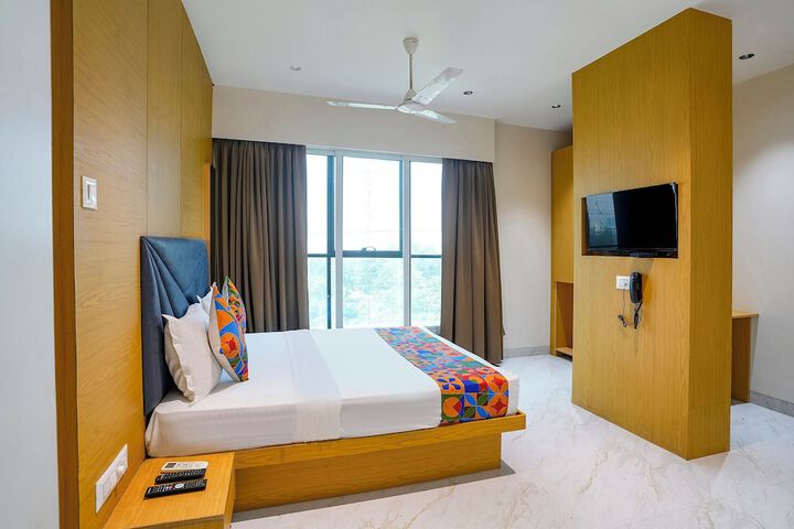 Room 17 of 39
