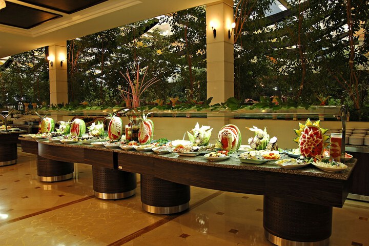 Dining 110 of 164