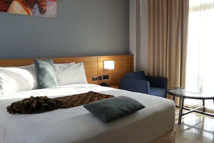Room 57 of 173