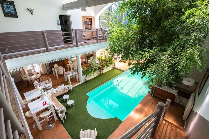 Hotel with Pool