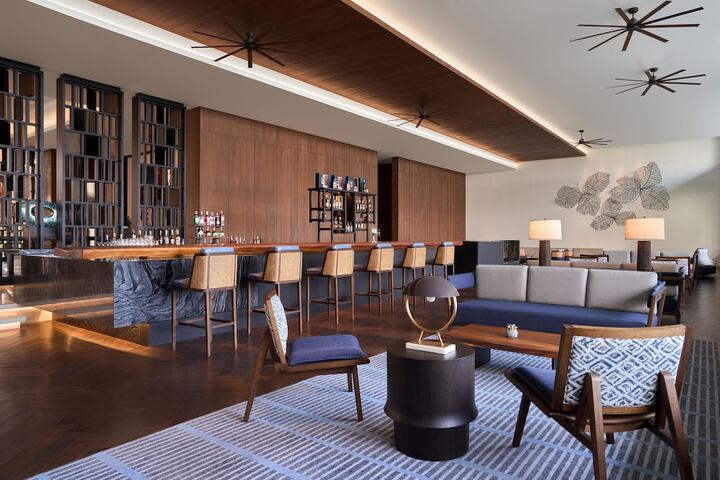 Lounge 257 of 320