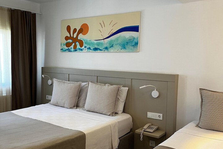 Room 16 of 71