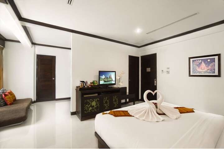 Room 9 of 70