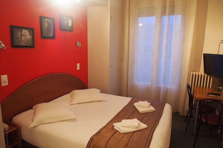 Room 26 of 62